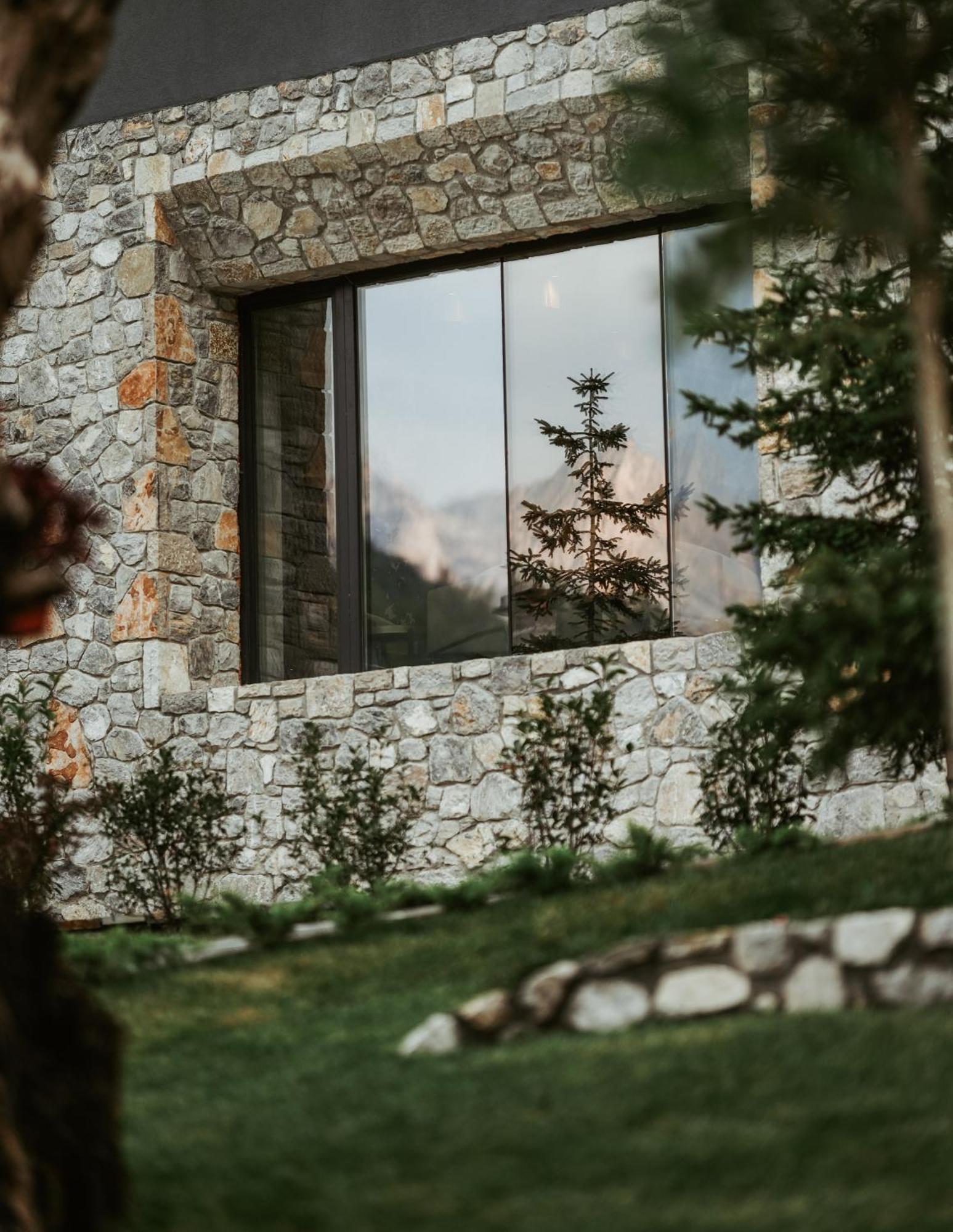 Valbona Resort & Spa Exterior foto